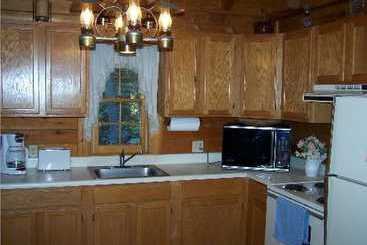 Browns_log_cabin