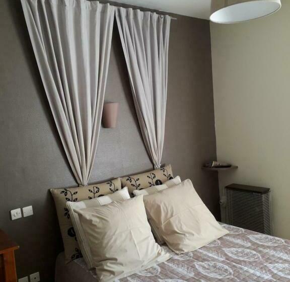 فندق Auberge Des Crêtes