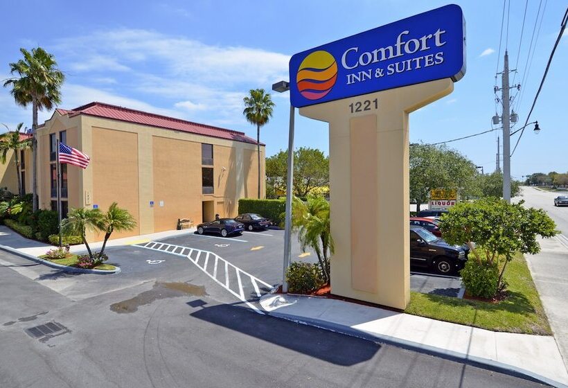 호텔 Comfort Inn & Suites Lantana   West Palm Beach South