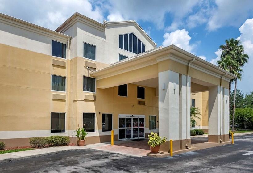 בית מלון כפרי Comfort Inn & Suites Deland  Near University