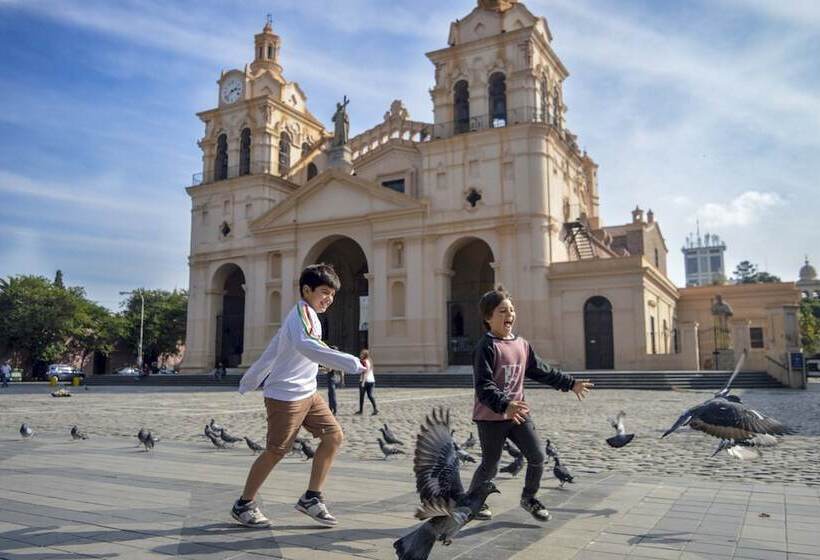 هتل Holiday Inn Cordoba, An Ihg