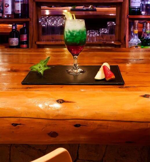 هتل Hosteria Cumbres Blancas