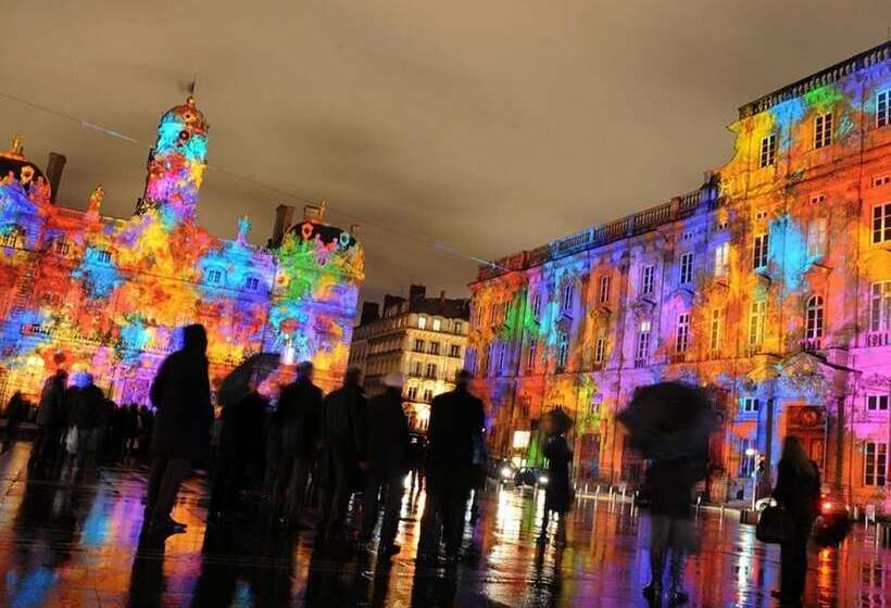 فندق Le Saint Vincent Lyon Sud