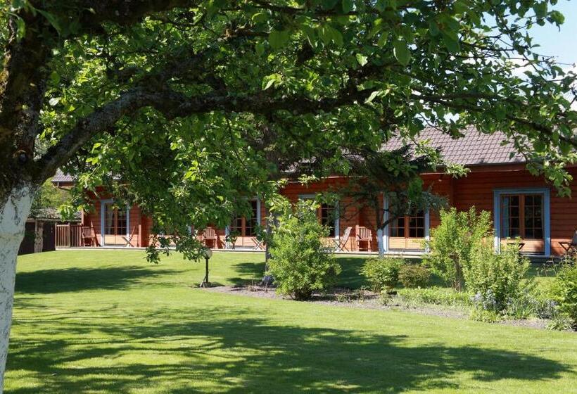 호텔 Logis   Hôtel & Restaurant Les Trois Fontaines