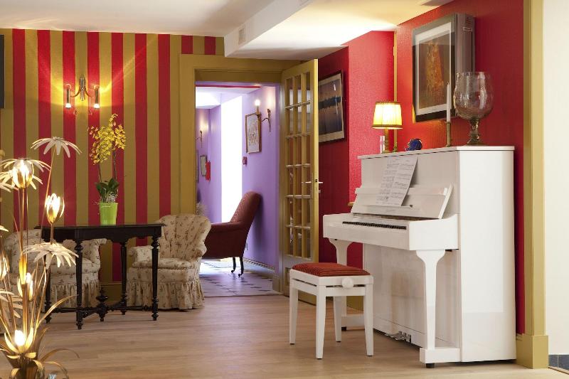 호텔 Logis Hôtel ô En Couleur