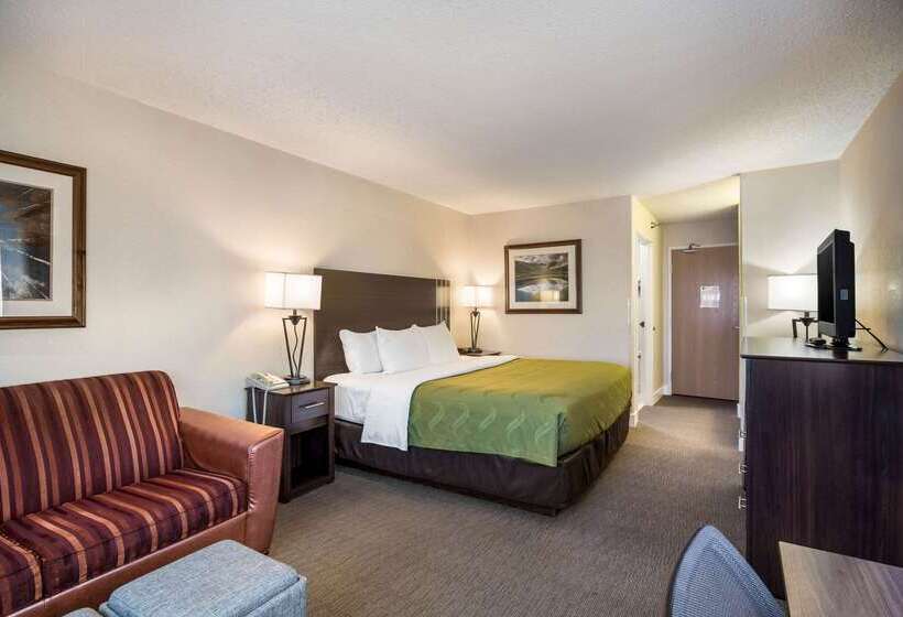 בית מלון כפרי Quality Inn & Suites West