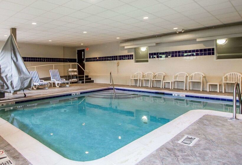 هتل Sleep Inn & Suites