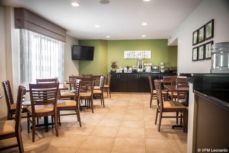 בית מלון כפרי Sleep Inn Woodbridge   Potomac Mills