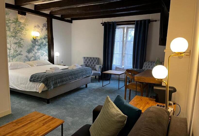Отель The Originals Boutique, Hôtel Le George, Loches