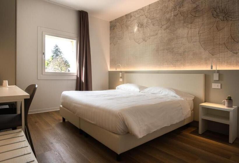 호텔 Villa I Pini