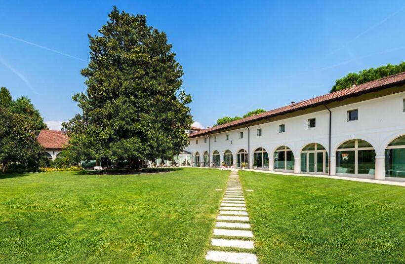 호텔 Villa I Pini