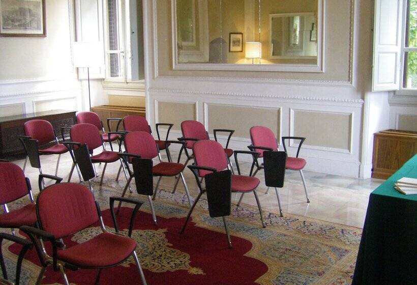 فندق Villa Pitiana