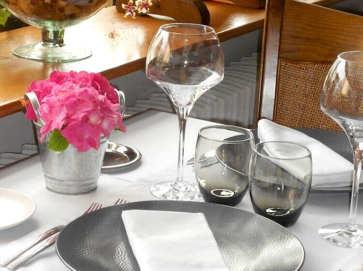 Logis Hotel & Restaurant La Paix