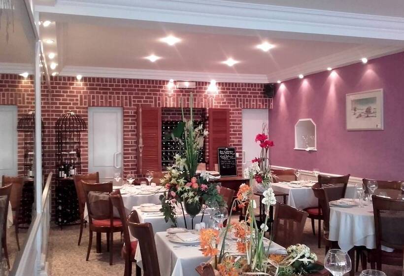 Logis Hotel & Restaurant La Paix