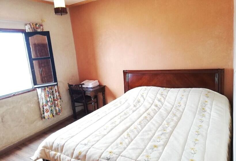 مسافرخانه Hagounia