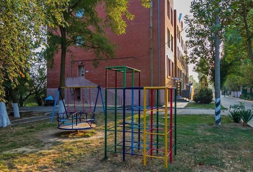 簡易ホテル Park Hotel Shinkar