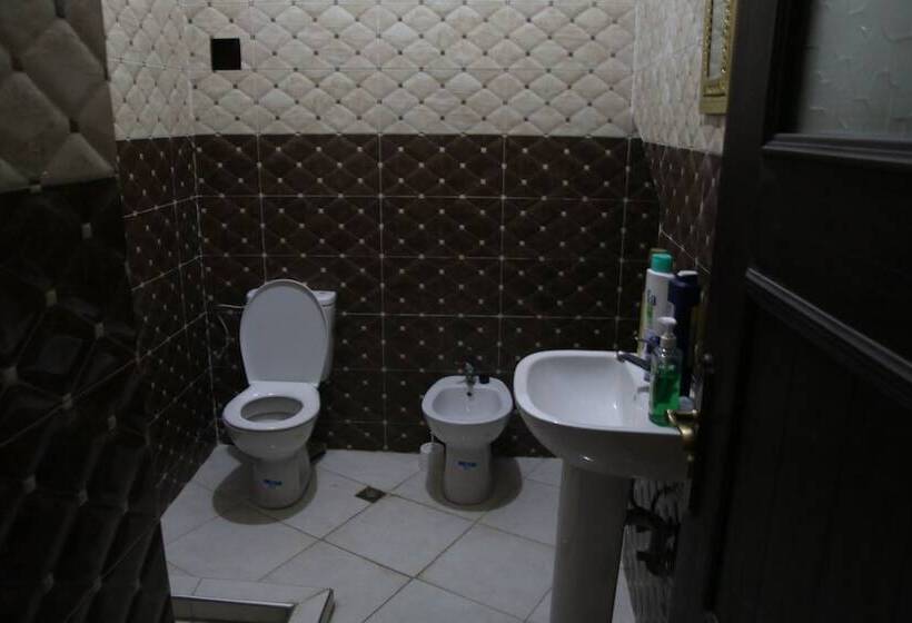 Tanja Lucia   Hostel