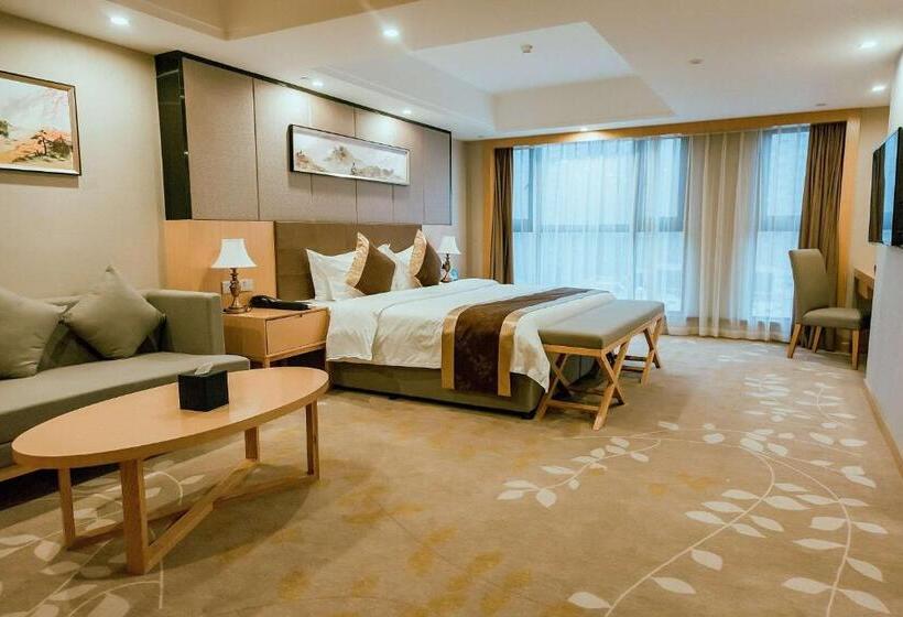 فندق Days Inn By Wyndham Business Place Sichuan Bazhong