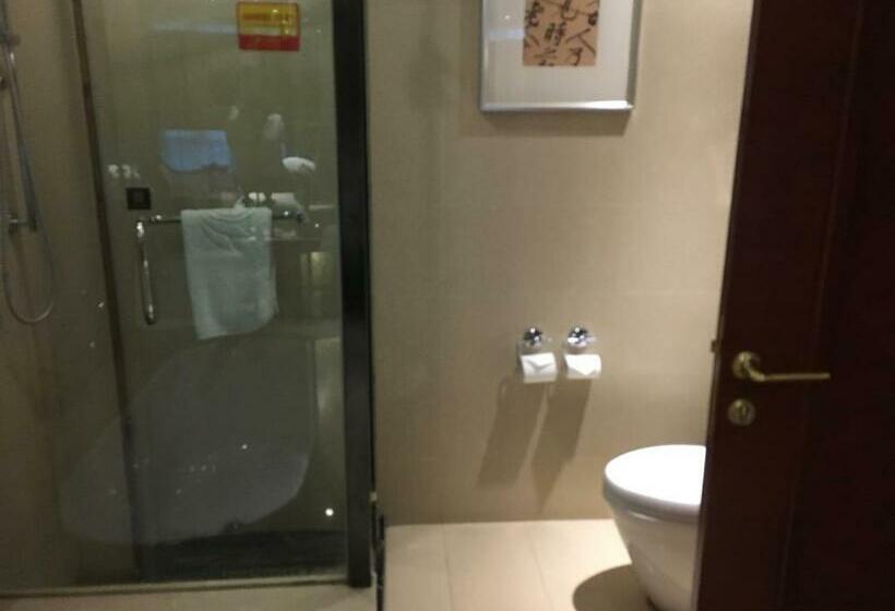 فندق Ramada Yangzhou Baoying