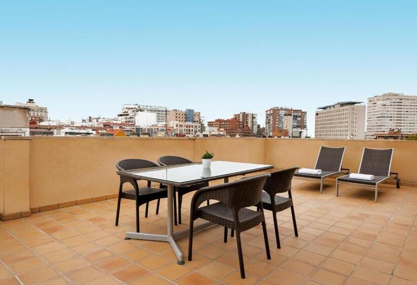 Ac Hotel Los Vascos By Marriott