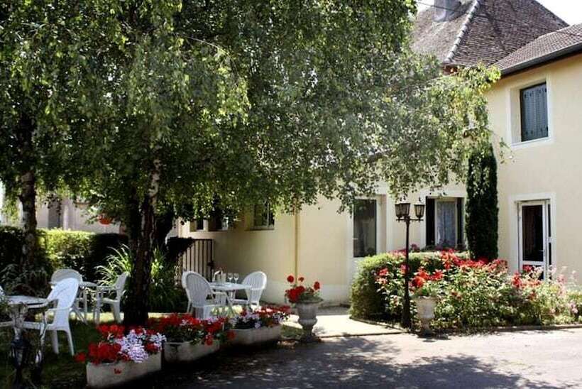 בית מלון כפרי Au Puits Enchanté