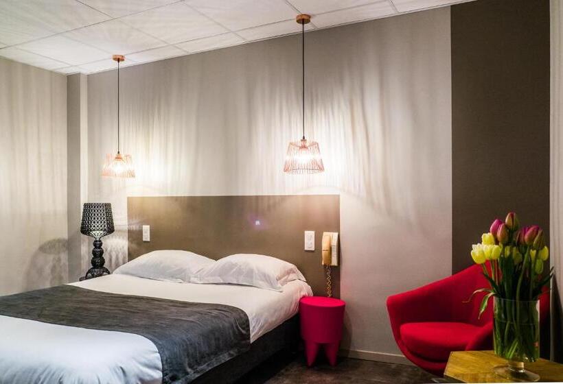 酒店 Logis Hôtel Restaurant Le Commerce