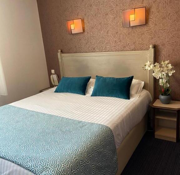 בית מלון כפרי Hôtel Calme Des Pins & Spa