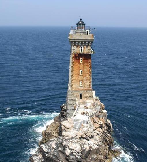 Отель Hôtel De La Baie Des Trépassés