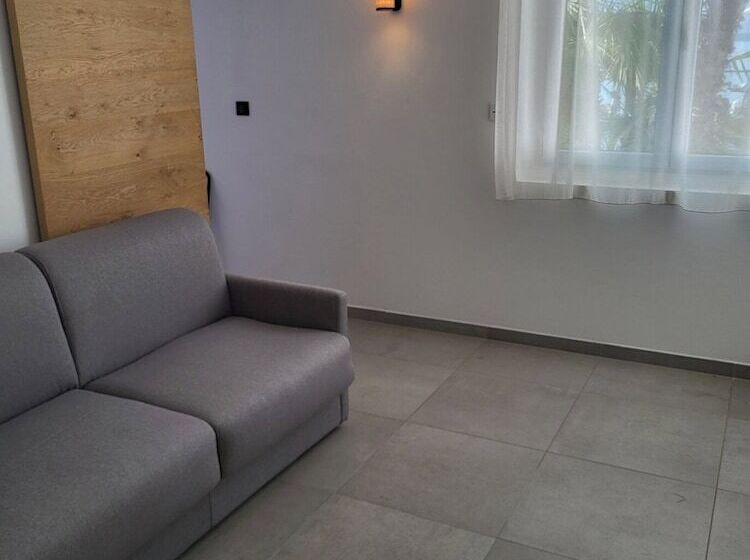 בית מלון כפרי Hôtel L Albatros