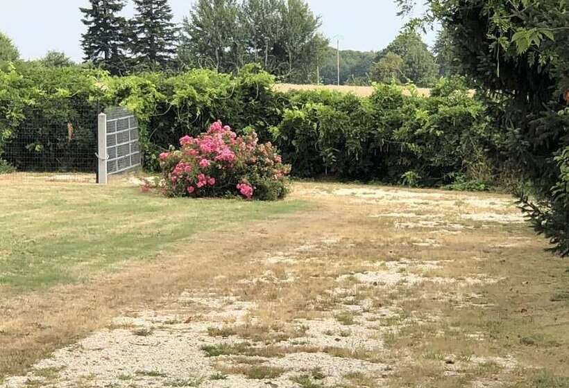 Отель La Clé Des Champs