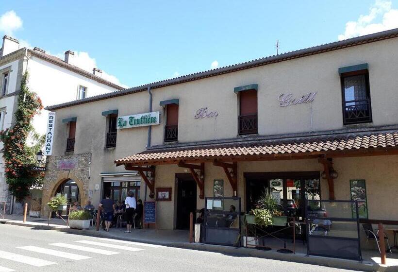 ホテル La Truffiere