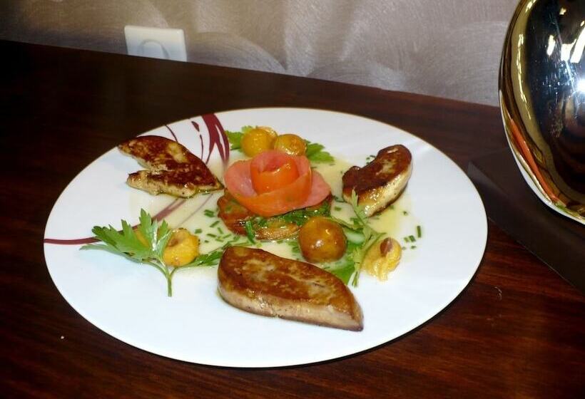 酒店 Relais Vosgien   Hôtel Restaurant La Table De Sophia