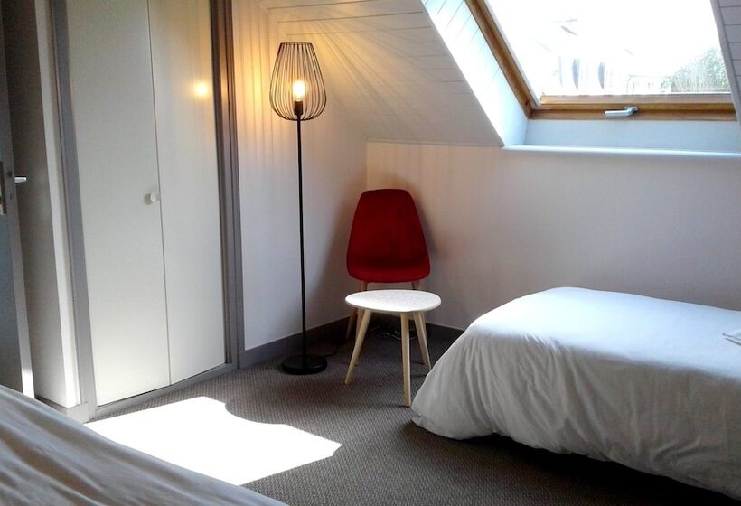 Отель Restaurant Le Capricorne