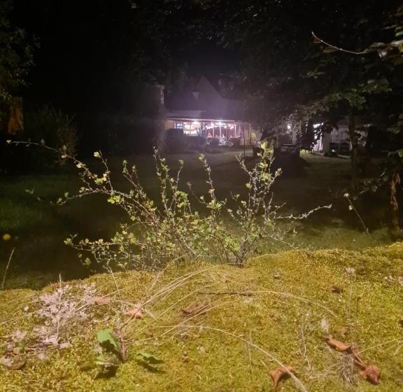 בית מלון כפרי Saint Julien Aux Bois