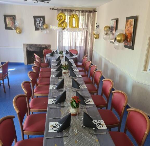 בית מלון כפרי Saint Julien Aux Bois