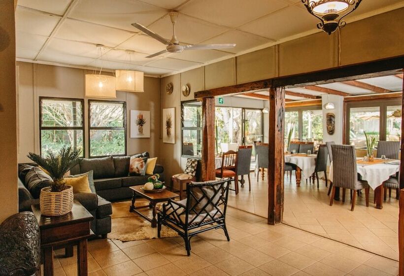 Bed and Breakfast Biweda Nguni Lodge