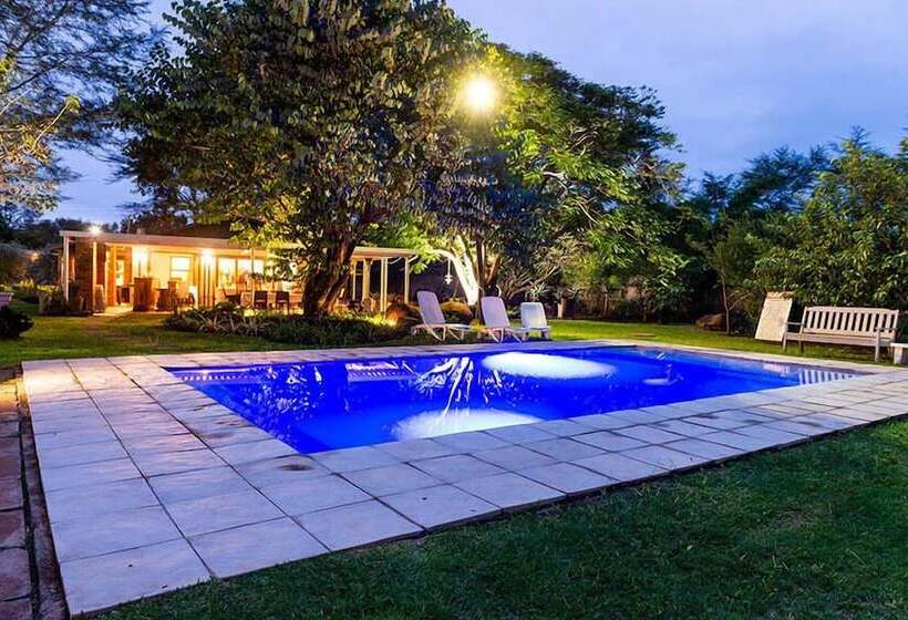 Bed and Breakfast Biweda Nguni Lodge