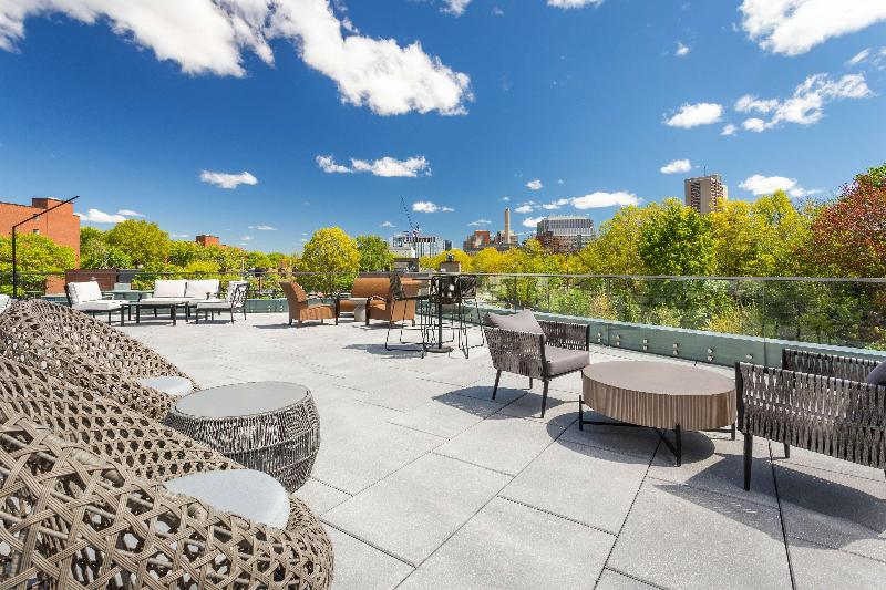 בית מלון כפרי Hilton Garden Inn Boston Brookline, Ma