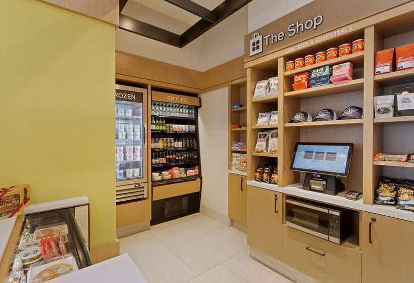 בית מלון כפרי Hilton Garden Inn Boston Brookline, Ma