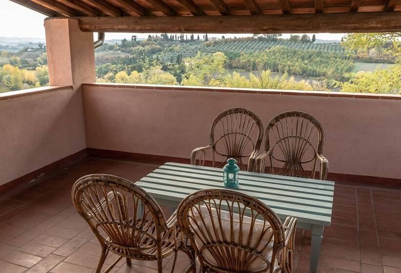 فندق ريفى Torre Rasa