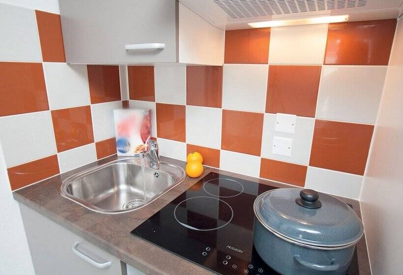 بنسيون Neat Apartment Between Deauville And Cabourg