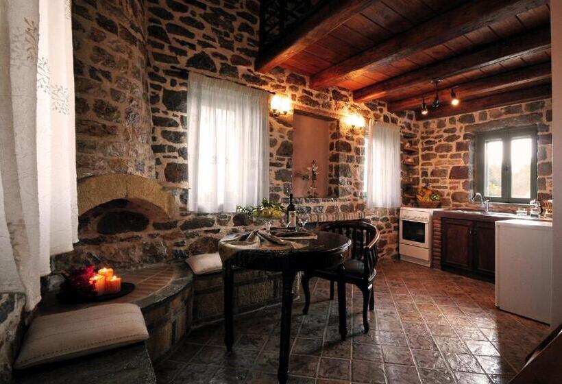 بنسيون Palaeopoli Villas