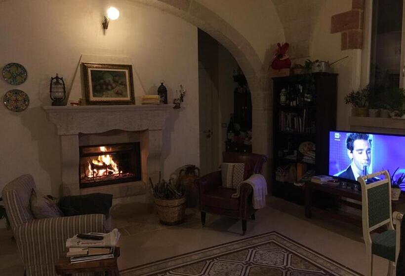 مبيت وإفطار Corte Dei Salentini