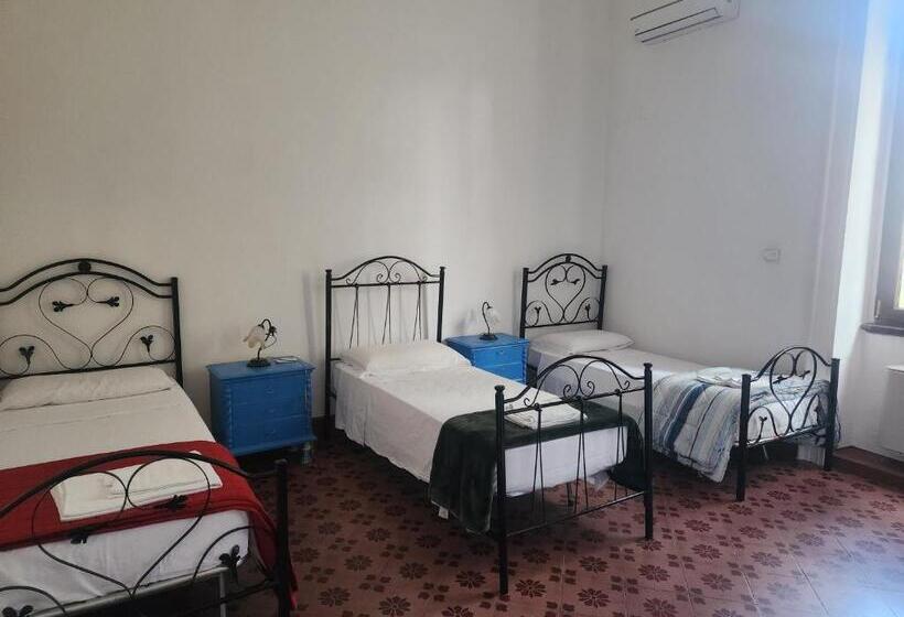 تختخواب و صبحانه Dimora Liberty