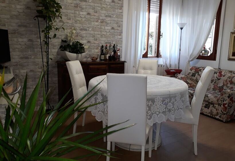 مبيت وإفطار Vali Chalet