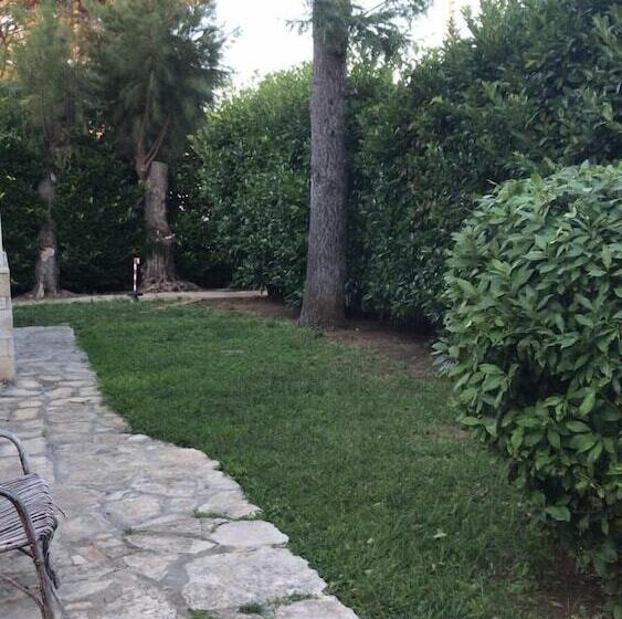 تختخواب و صبحانه Villa Susanna