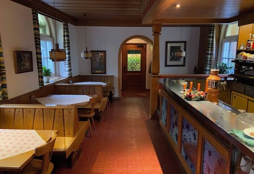 هتل Gasthof Albergo Ressmair