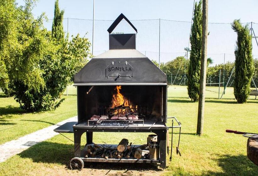 فندق ريفى Casolare La Quercia
