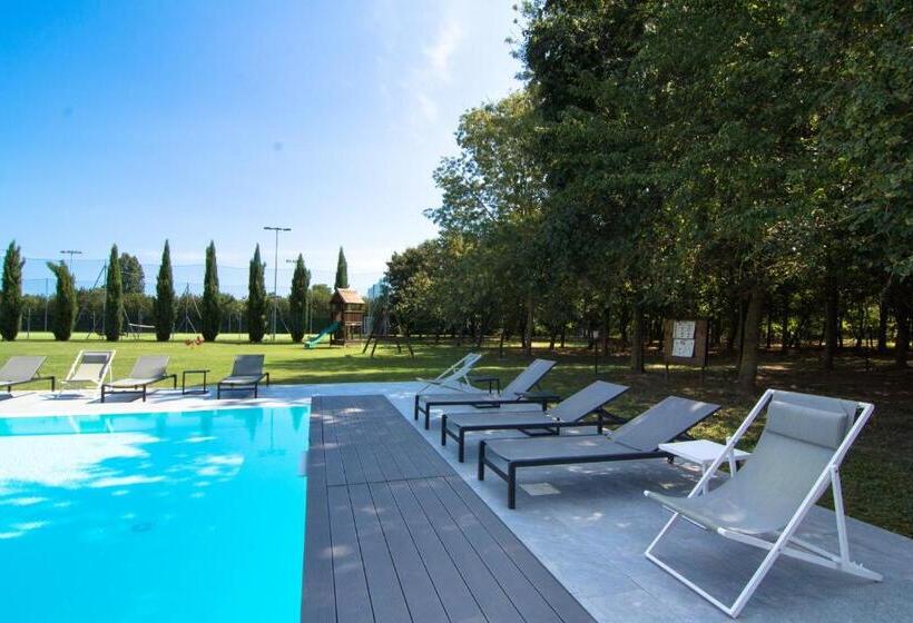 فندق ريفى Casolare La Quercia
