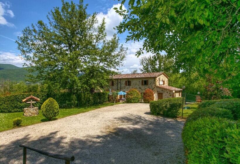 Luxury Cottage In Lisciano Niccone Umbria With Swimming Pool